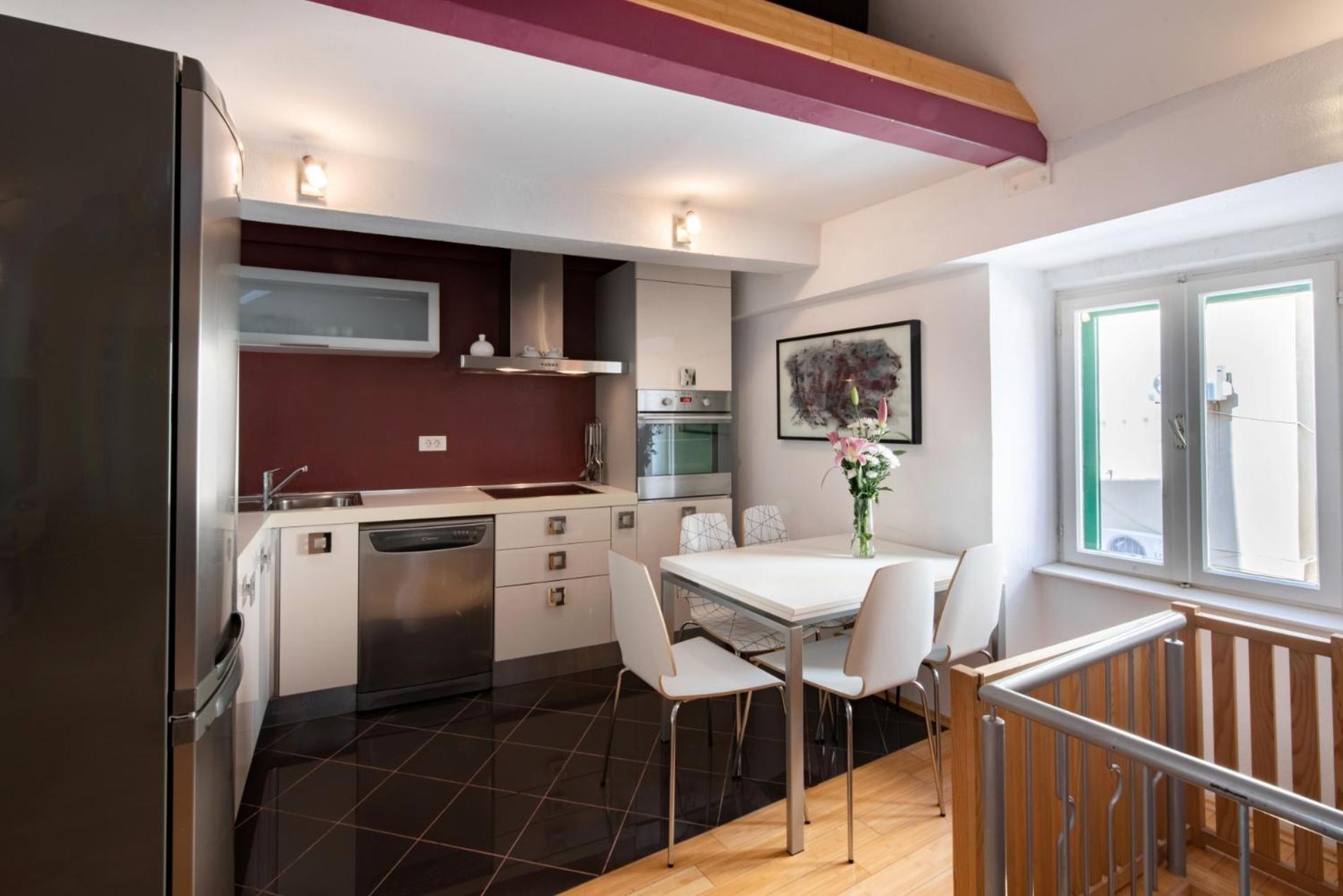 Duplex With Terrace In The City Centar Split Exterior photo
